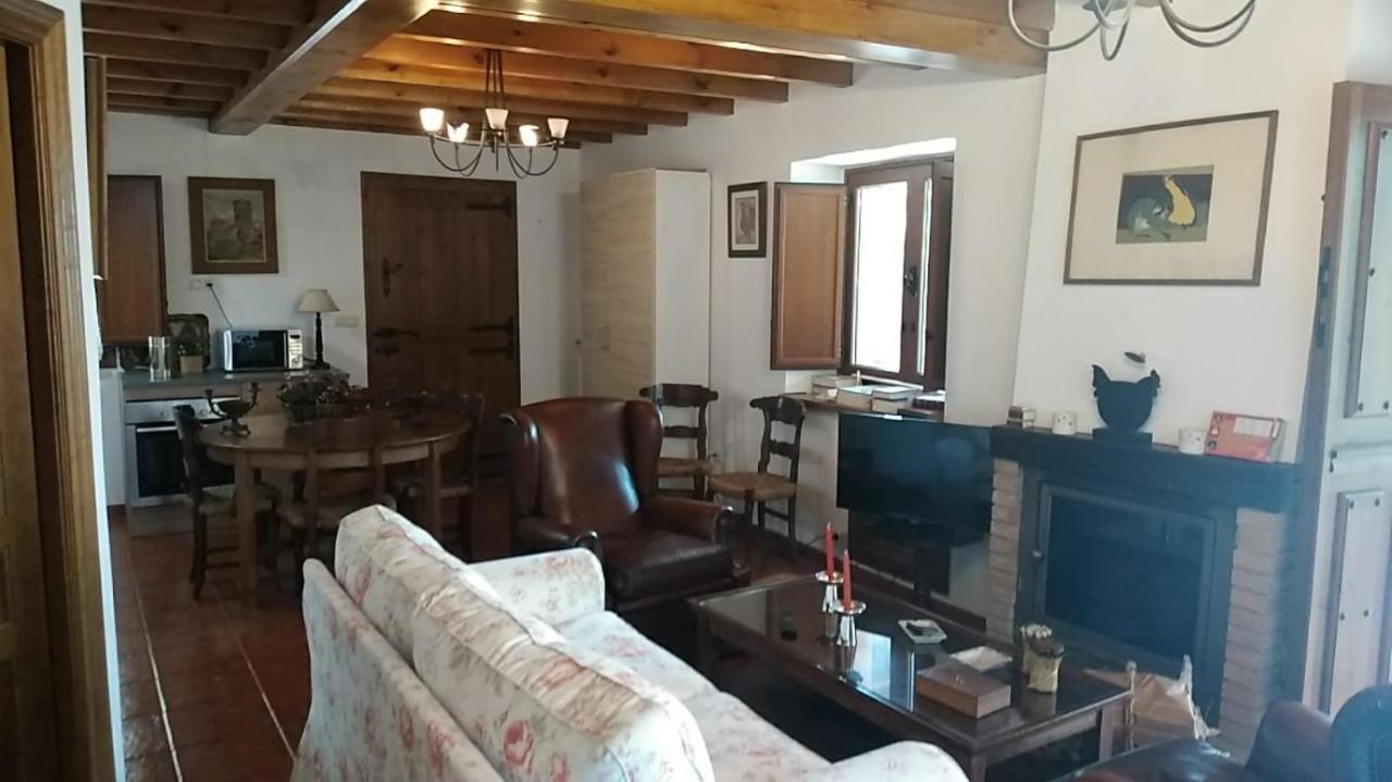 Villa Isabel Piloña Kültér fotó
