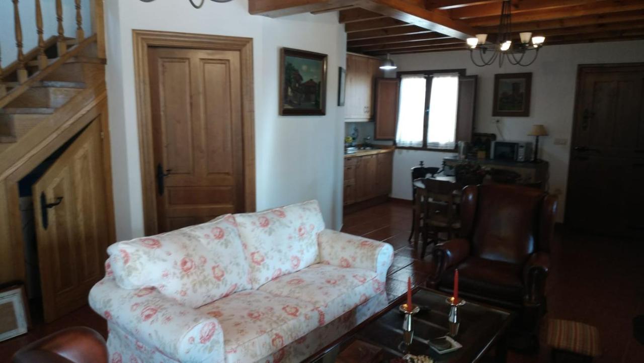Villa Isabel Piloña Kültér fotó